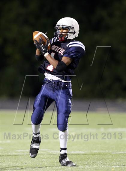 Thumbnail 3 in Boyd Navy vs. Coppell photogallery.
