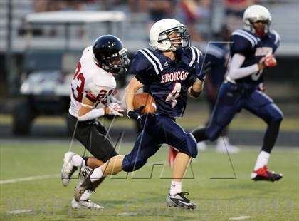 Thumbnail 3 in Boyd Navy vs. Coppell photogallery.