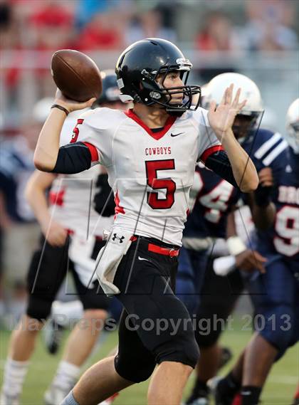 Thumbnail 1 in Boyd Navy vs. Coppell photogallery.