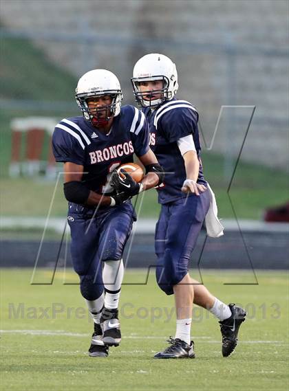 Thumbnail 2 in Boyd Navy vs. Coppell photogallery.