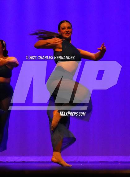 Thumbnail 3 in Strutters Showcase photogallery.
