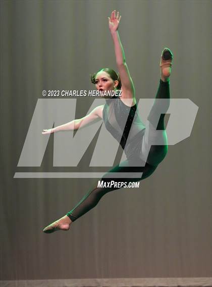 Thumbnail 2 in Strutters Showcase photogallery.