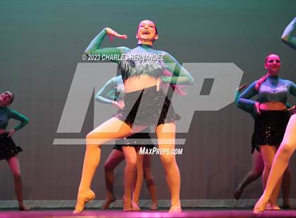 Thumbnail 1 in Strutters Showcase photogallery.