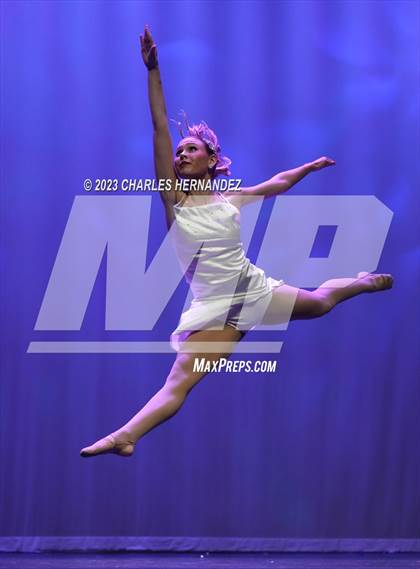 Thumbnail 3 in Strutters Showcase photogallery.