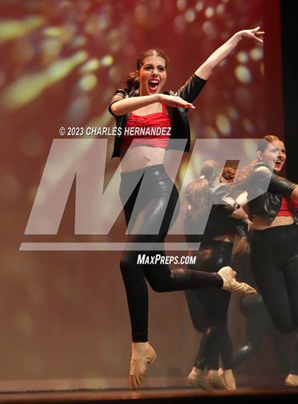 Thumbnail 2 in Strutters Showcase photogallery.