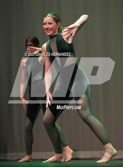 Thumbnail 3 in Strutters Showcase photogallery.