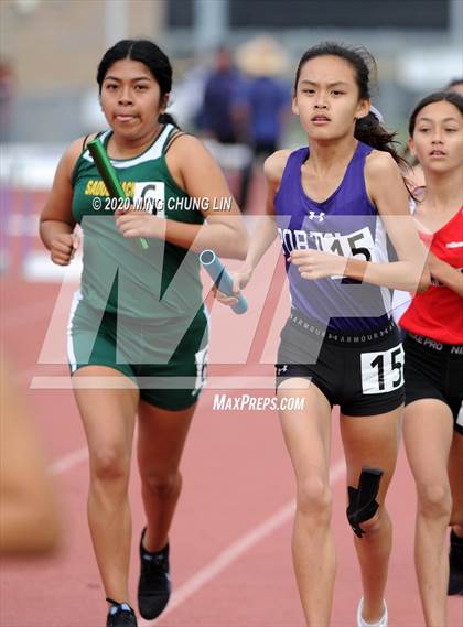 Thumbnail 2 in Earl Engman Relays (Distance Medley 1) photogallery.