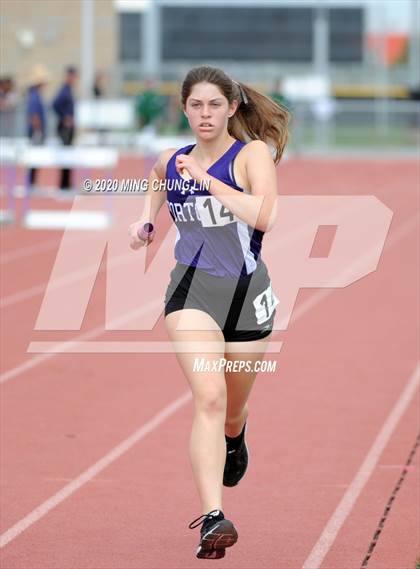 Thumbnail 2 in Earl Engman Relays (Distance Medley 1) photogallery.