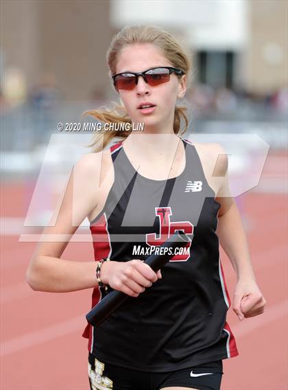 Thumbnail 3 in Earl Engman Relays (Distance Medley 1) photogallery.