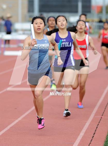 Thumbnail 1 in Earl Engman Relays (Distance Medley 1) photogallery.