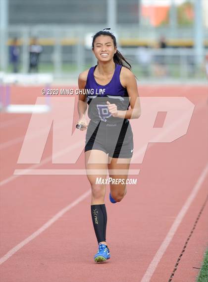 Thumbnail 3 in Earl Engman Relays (Distance Medley 1) photogallery.