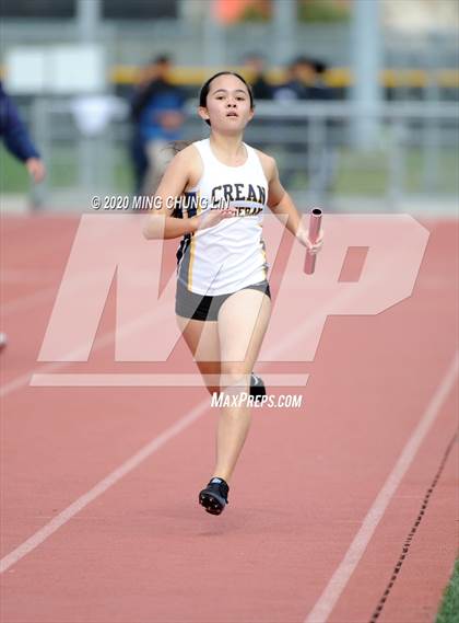 Thumbnail 3 in Earl Engman Relays (Distance Medley 1) photogallery.