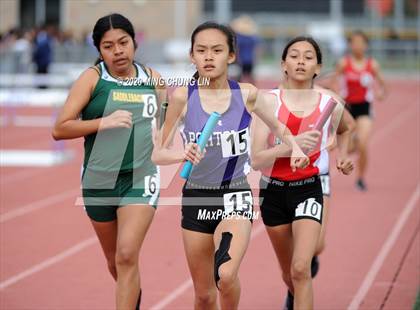 Thumbnail 3 in Earl Engman Relays (Distance Medley 1) photogallery.