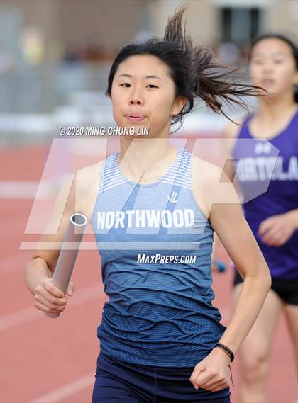 Thumbnail 2 in Earl Engman Relays (Distance Medley 1) photogallery.