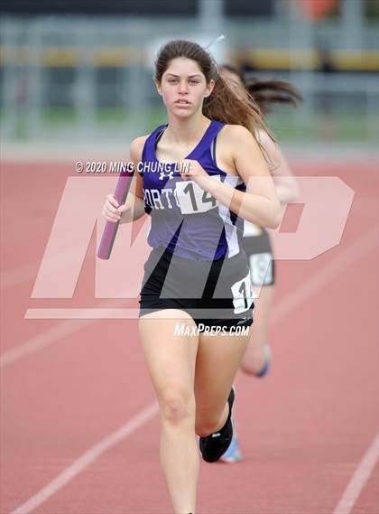 Thumbnail 2 in Earl Engman Relays (Distance Medley 1) photogallery.