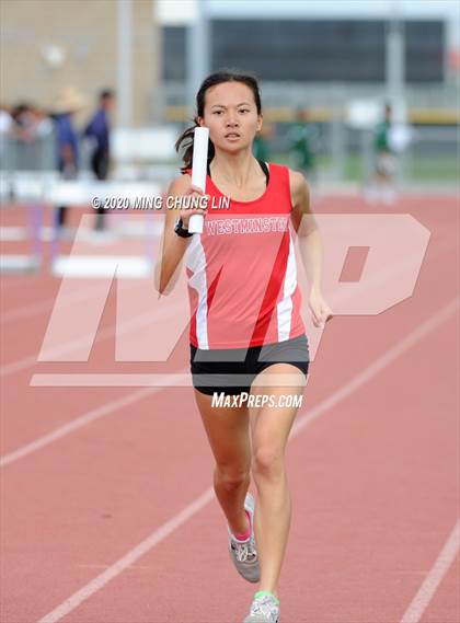 Thumbnail 2 in Earl Engman Relays (Distance Medley 1) photogallery.