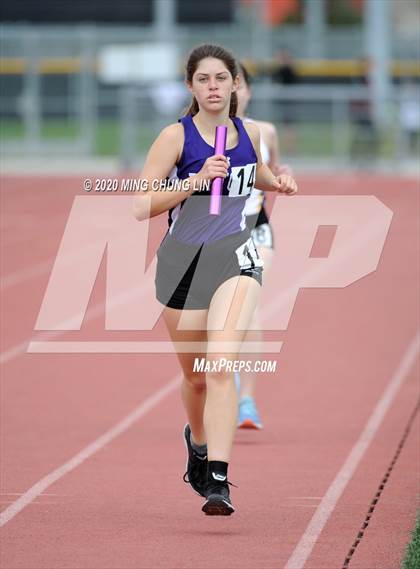 Thumbnail 3 in Earl Engman Relays (Distance Medley 1) photogallery.