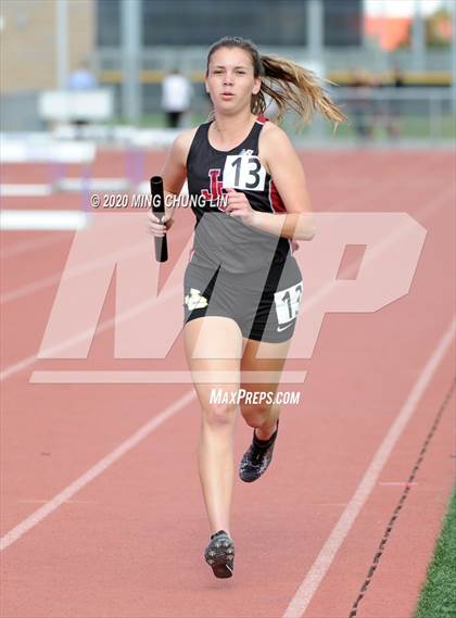 Thumbnail 3 in Earl Engman Relays (Distance Medley 1) photogallery.