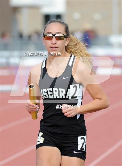 Thumbnail 2 in Earl Engman Relays (Distance Medley 1) photogallery.