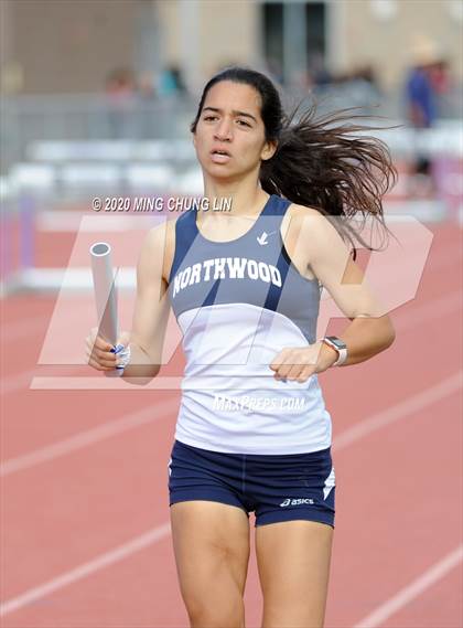 Thumbnail 3 in Earl Engman Relays (Distance Medley 1) photogallery.