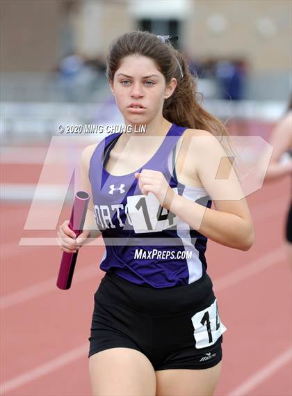 Thumbnail 2 in Earl Engman Relays (Distance Medley 1) photogallery.