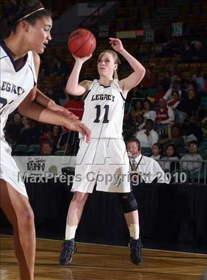 Thumbnail 1 in Legacy vs. Fountain-Fort Carson (5A Quarterfinals) photogallery.