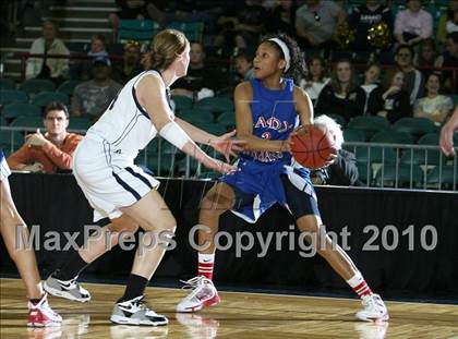 Thumbnail 2 in Legacy vs. Fountain-Fort Carson (5A Quarterfinals) photogallery.