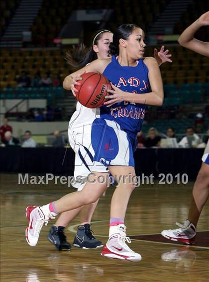 Thumbnail 1 in Legacy vs. Fountain-Fort Carson (5A Quarterfinals) photogallery.