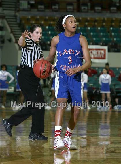Thumbnail 2 in Legacy vs. Fountain-Fort Carson (5A Quarterfinals) photogallery.
