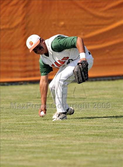 Thumbnail 2 in JSerra Catholic vs. Poly (CIF SS D1 Playoffs) photogallery.