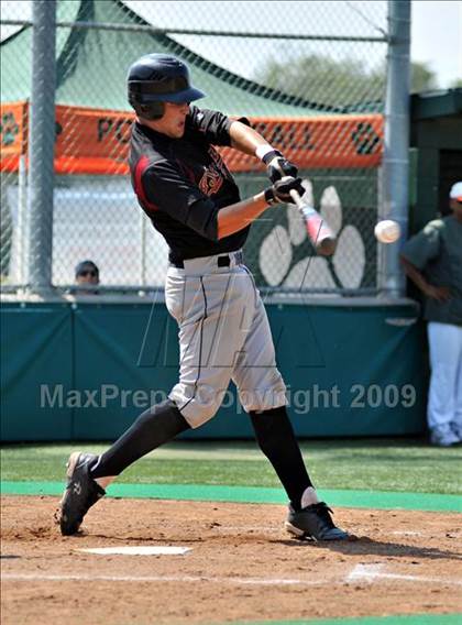 Thumbnail 2 in JSerra Catholic vs. Poly (CIF SS D1 Playoffs) photogallery.