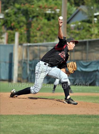 Thumbnail 2 in JSerra Catholic vs. Poly (CIF SS D1 Playoffs) photogallery.