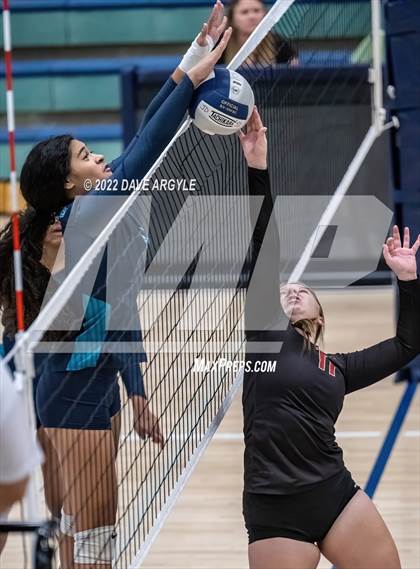 Thumbnail 1 in Logan @ Juan Diego Catholic photogallery.