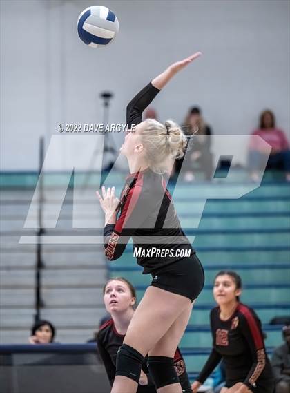 Thumbnail 3 in Logan @ Juan Diego Catholic photogallery.