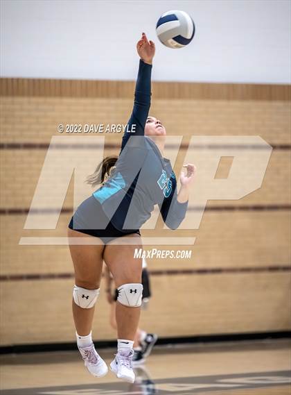 Thumbnail 1 in Logan @ Juan Diego Catholic photogallery.