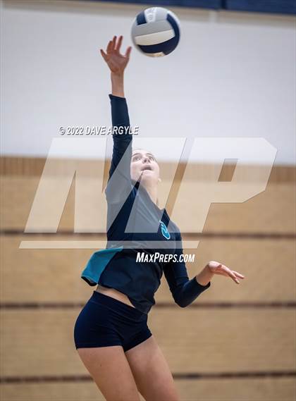 Thumbnail 3 in Logan @ Juan Diego Catholic photogallery.