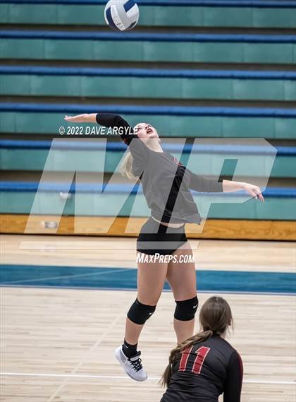 Thumbnail 2 in Logan @ Juan Diego Catholic photogallery.