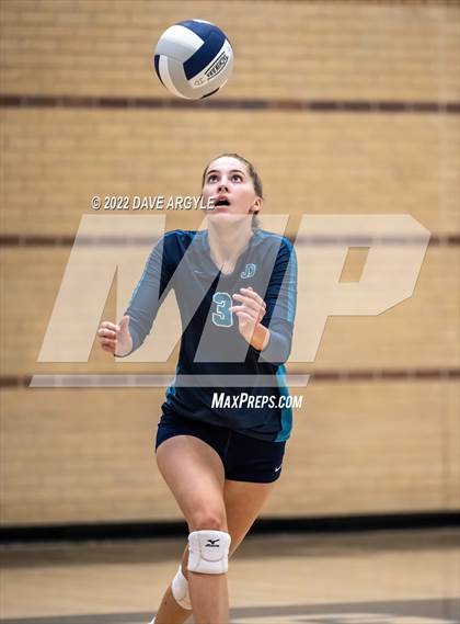 Thumbnail 2 in Logan @ Juan Diego Catholic photogallery.