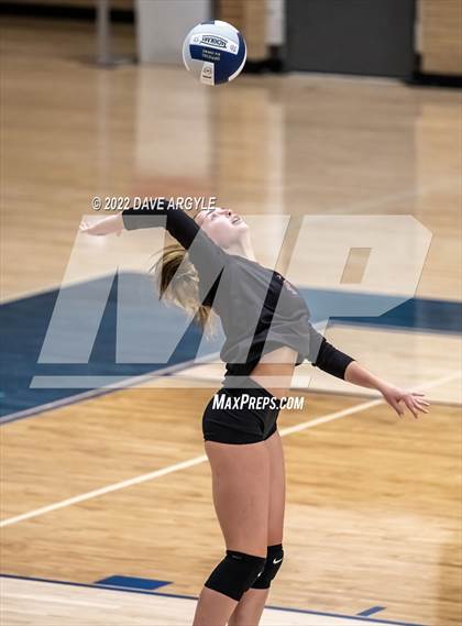 Thumbnail 1 in Logan @ Juan Diego Catholic photogallery.