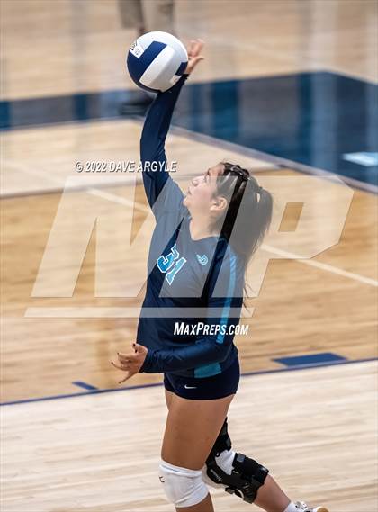 Thumbnail 2 in Logan @ Juan Diego Catholic photogallery.
