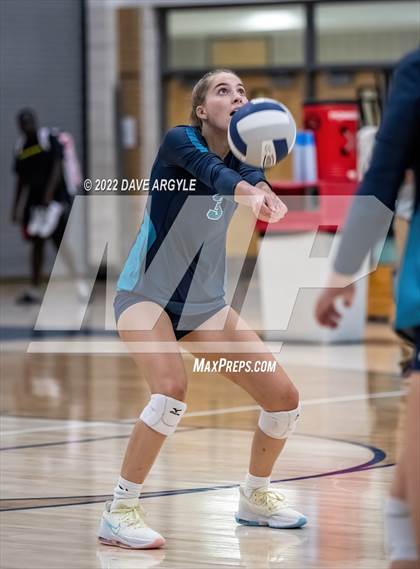 Thumbnail 3 in Logan @ Juan Diego Catholic photogallery.