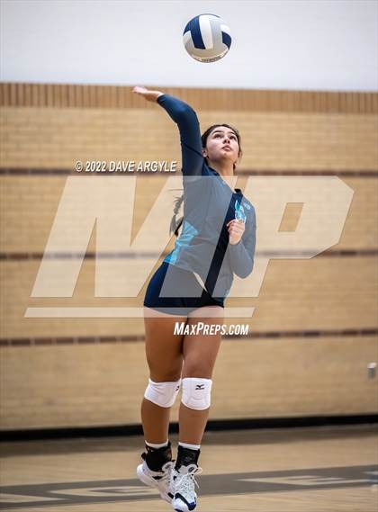 Thumbnail 3 in Logan @ Juan Diego Catholic photogallery.