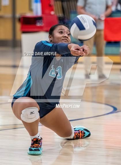 Thumbnail 3 in Logan @ Juan Diego Catholic photogallery.