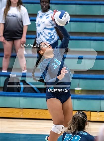 Thumbnail 2 in Logan @ Juan Diego Catholic photogallery.