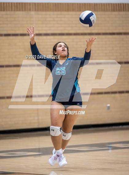 Thumbnail 3 in Logan @ Juan Diego Catholic photogallery.