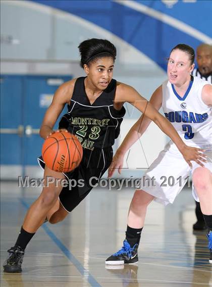 Thumbnail 3 in Monterey Trail vs. Capital Christian (Bulldog Winter Classic) photogallery.