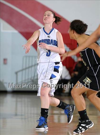Thumbnail 3 in Monterey Trail vs. Capital Christian (Bulldog Winter Classic) photogallery.