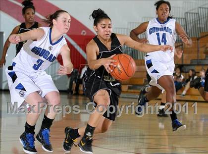 Thumbnail 3 in Monterey Trail vs. Capital Christian (Bulldog Winter Classic) photogallery.