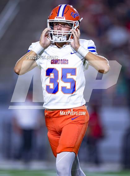 Thumbnail 2 in The Woodlands vs Grand Oaks photogallery.