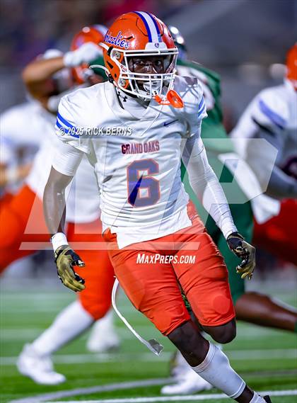 Thumbnail 3 in The Woodlands vs Grand Oaks photogallery.